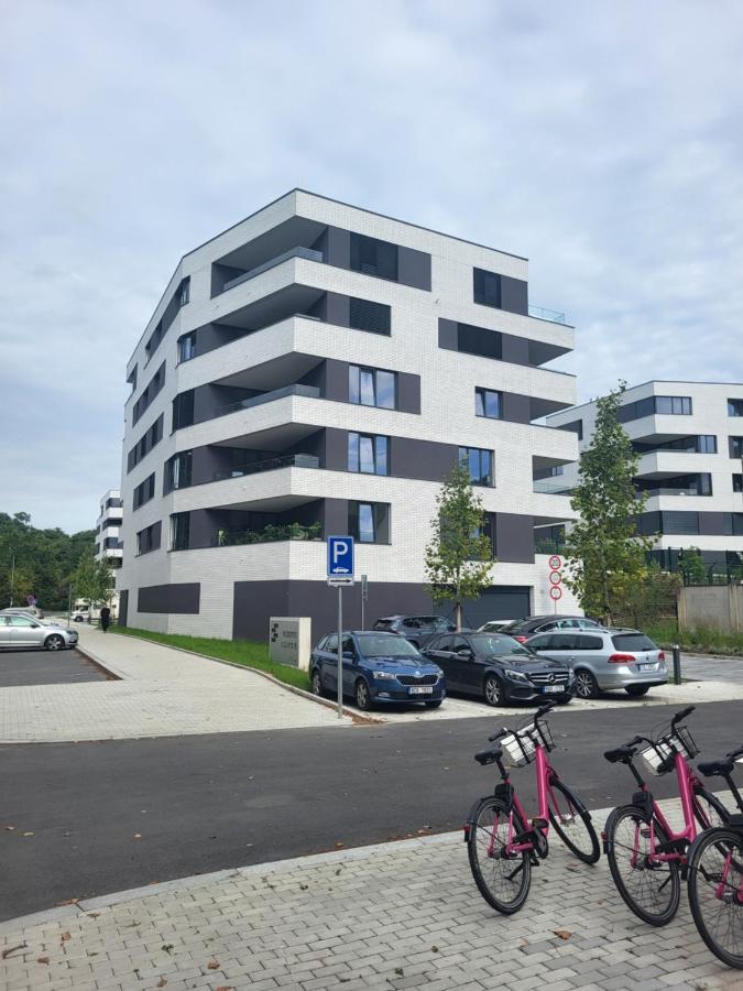 New Apartment In Karlin, Praha 8, Close To Center Exterior photo